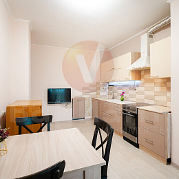 3 комнатная квартира<br>МАСЛЕННИКОВА, 203/1