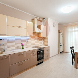 3 комнатная квартира<br>МАСЛЕННИКОВА, 203/1