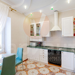 ГУСАРОВА, 13